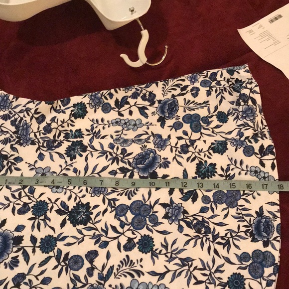 H&M sleeveless jersey skater dress - Picture 3 of 4